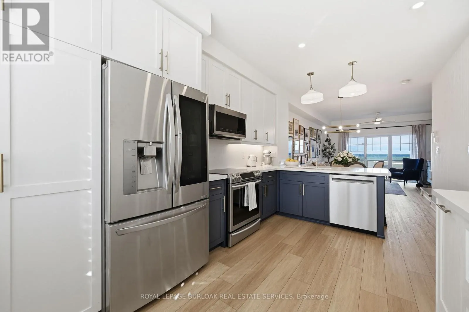 7 - 337 BEACH BOULEVARD