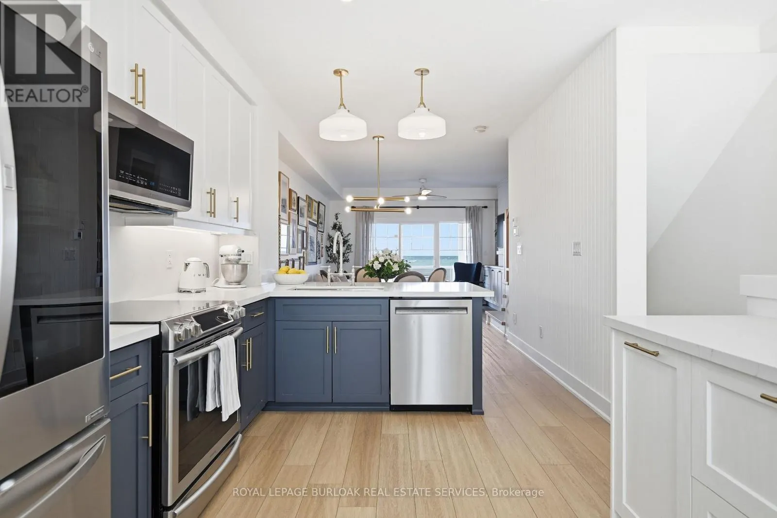 7 - 337 BEACH BOULEVARD