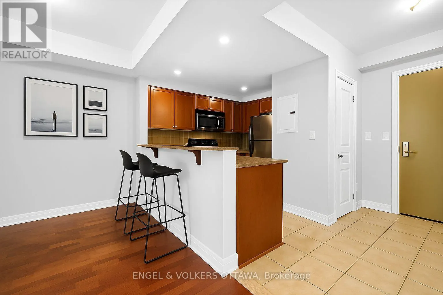 409 - 200 BESSERER STREET