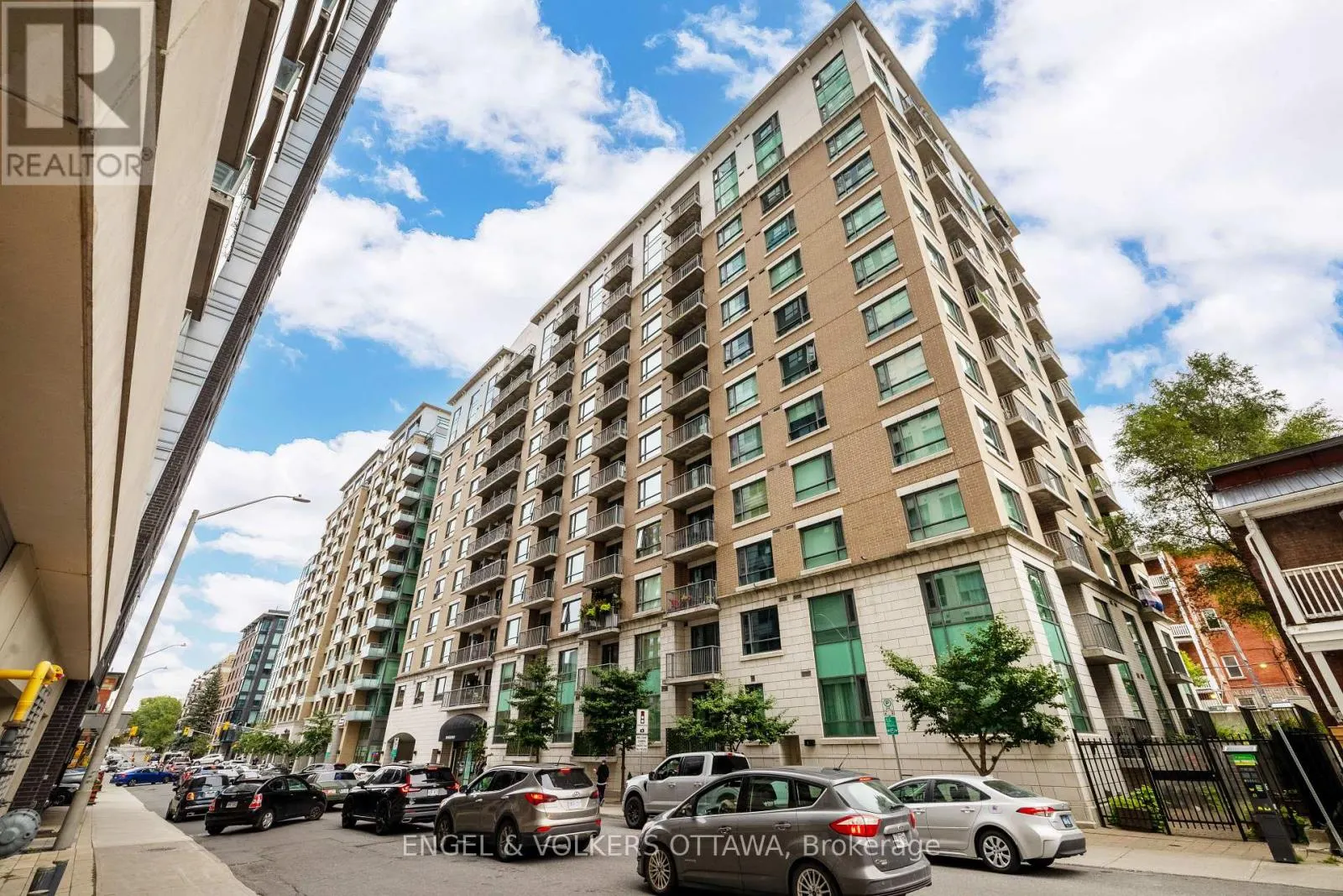 409 - 200 BESSERER STREET