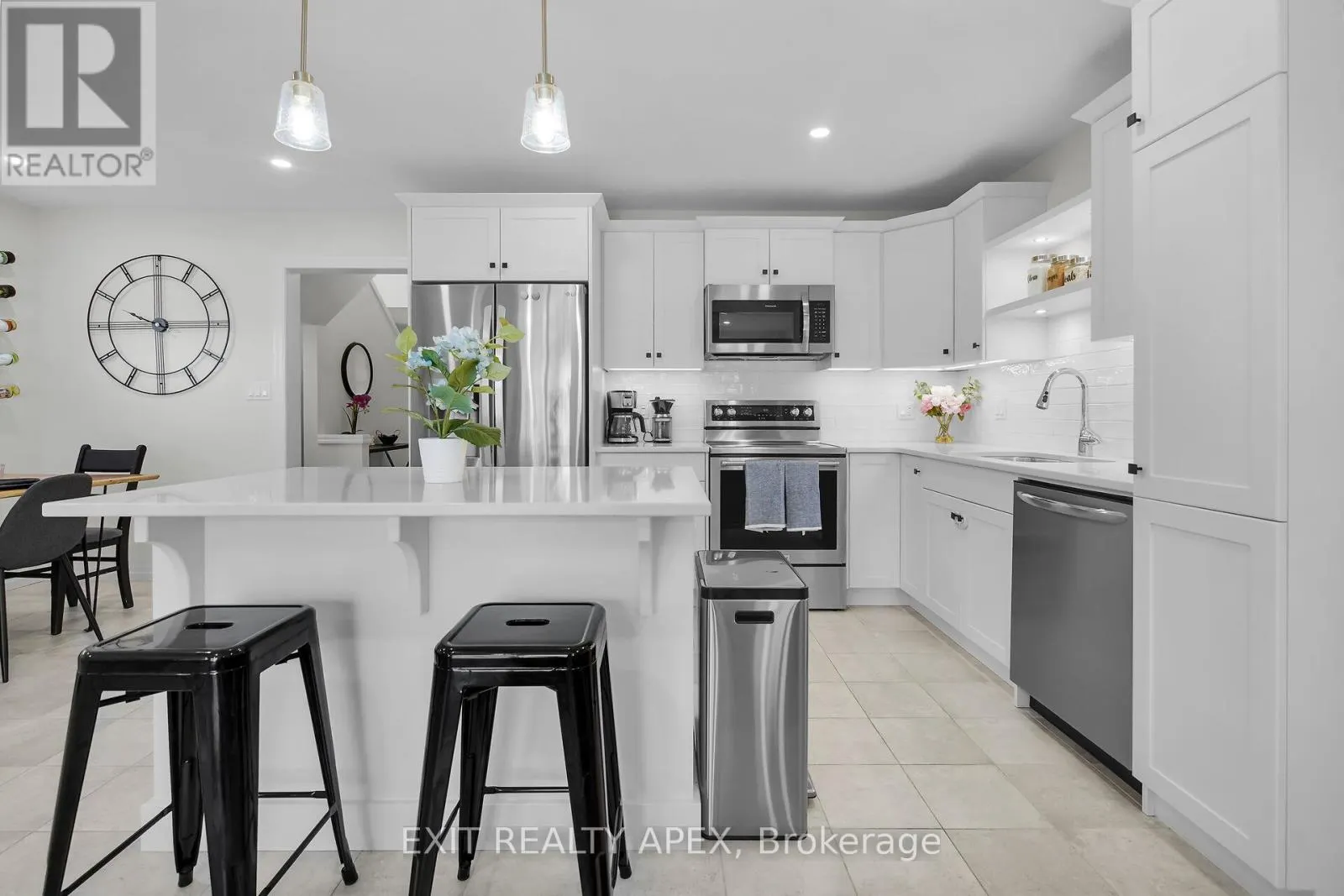 11 CHARTER CREEK COURT E