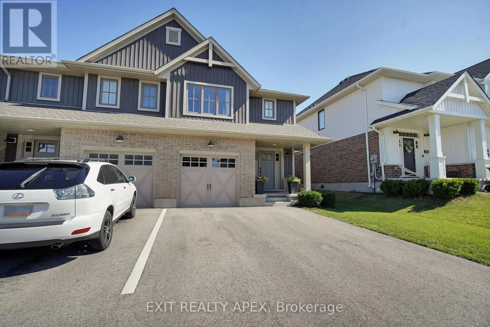 11 CHARTER CREEK COURT E