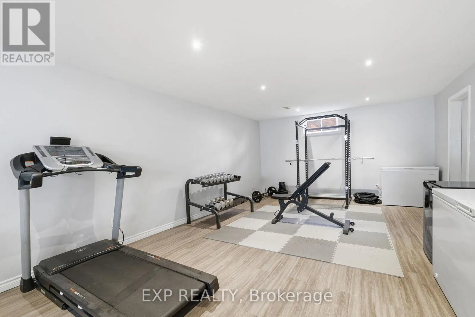 1515 PENTECOSTAL ROAD