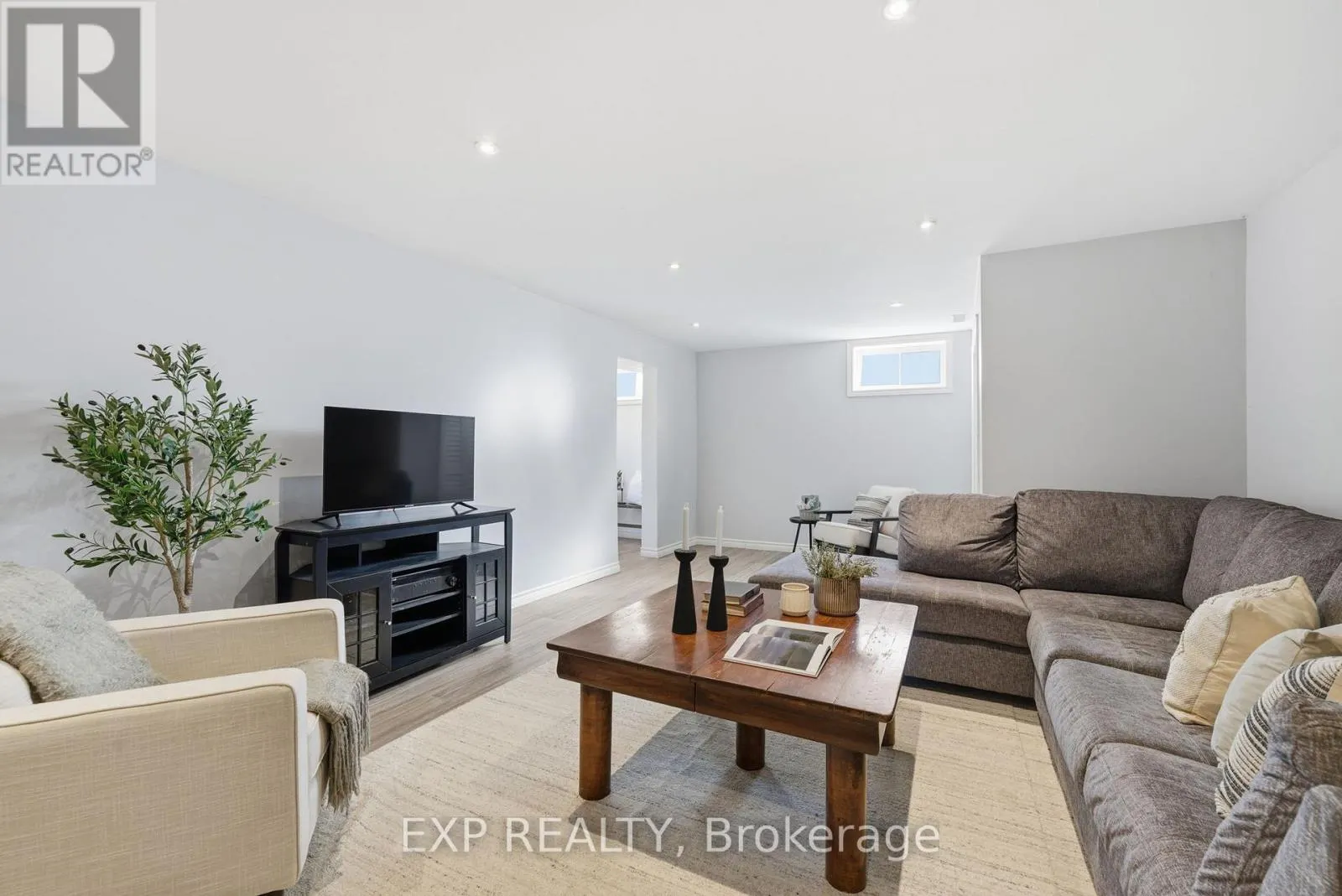 1515 PENTECOSTAL ROAD