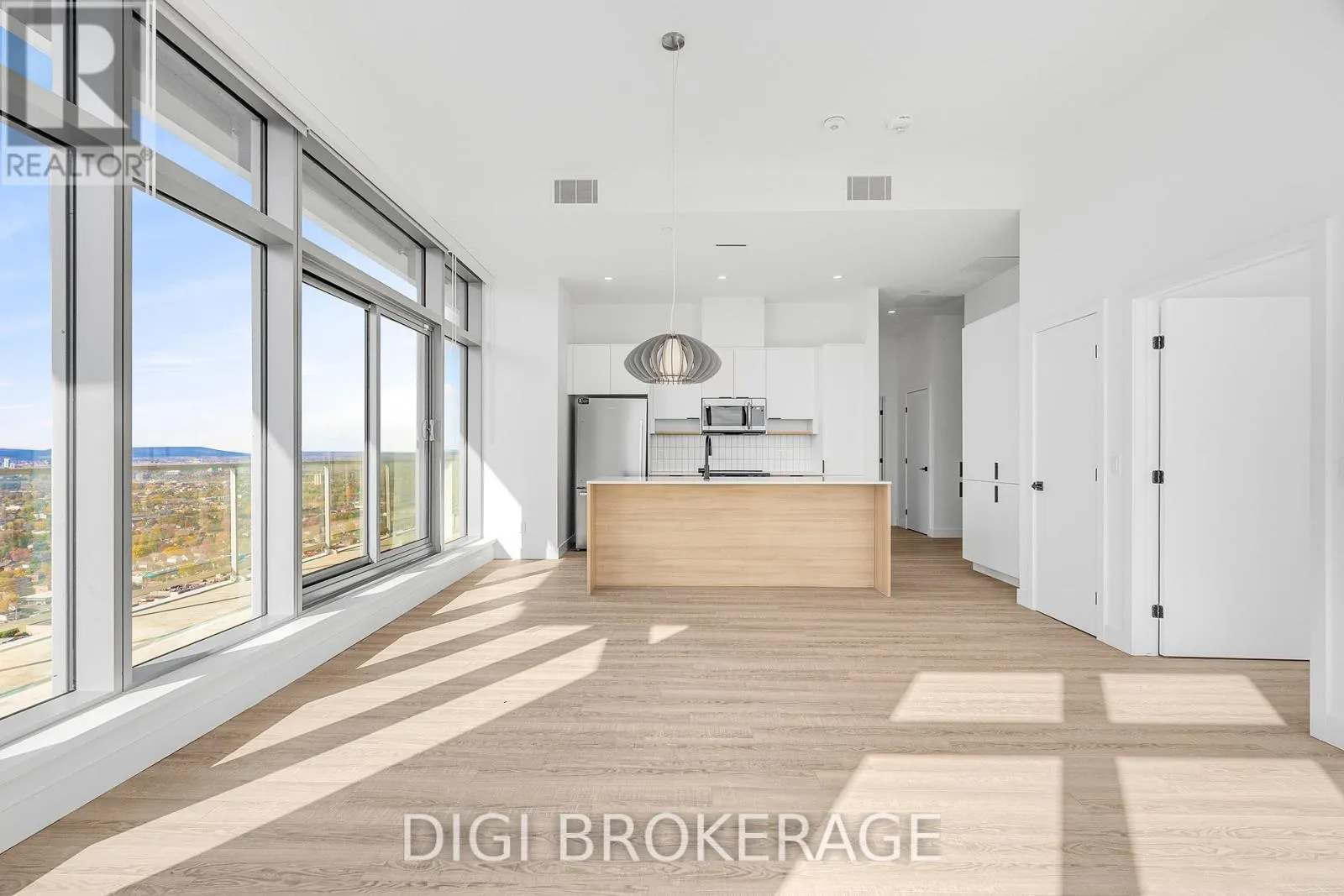 3504 - 1240 CUMMINGS AVENUE