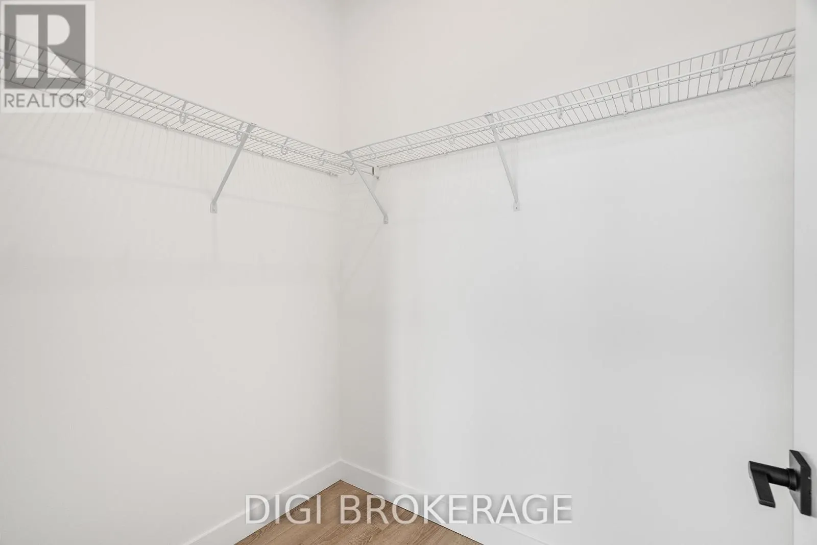 3504 - 1240 CUMMINGS AVENUE