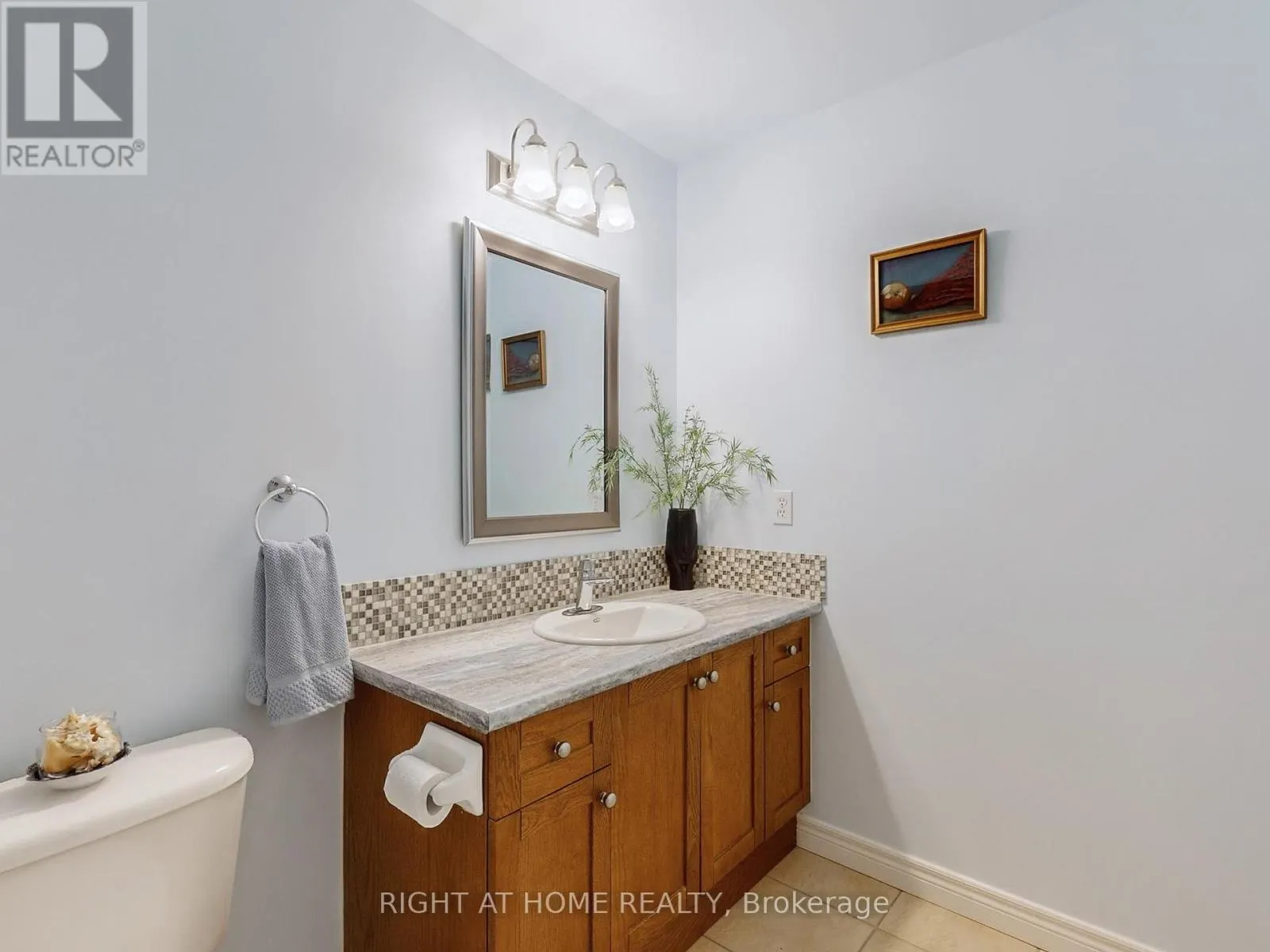 124 PEACHWOOD CRESCENT