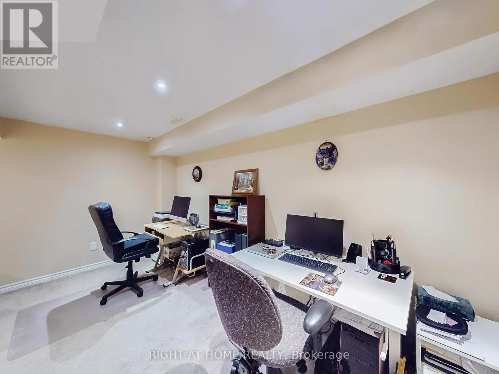 124 PEACHWOOD CRESCENT