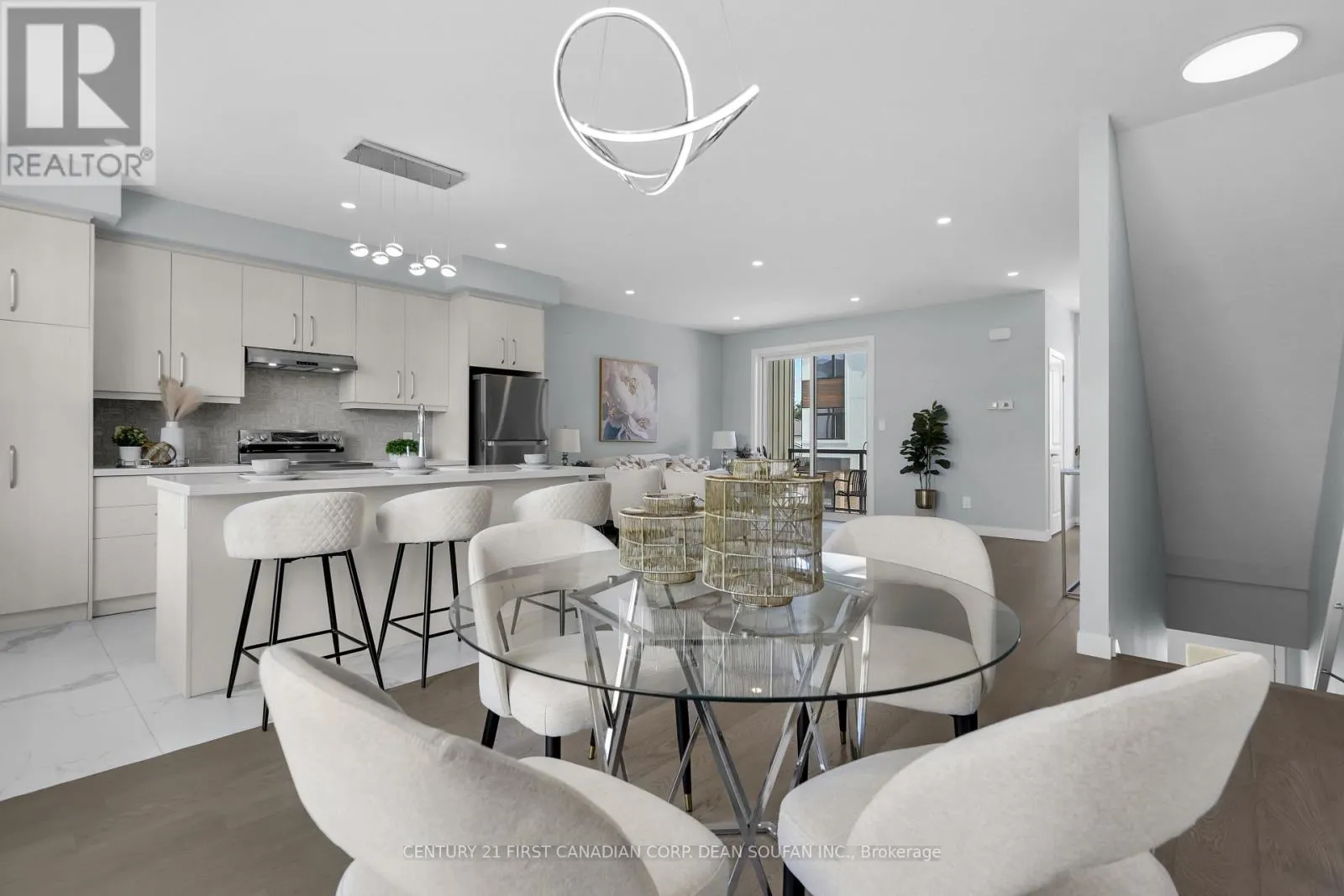 6 - 349 SOUTHDALE ROAD E, #6