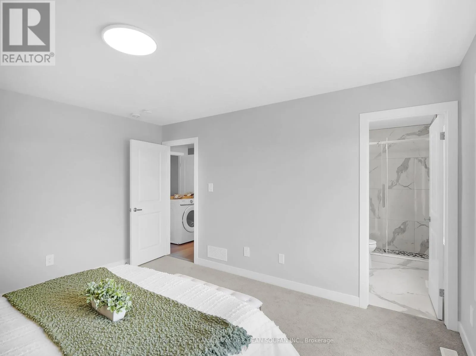 6 - 349 SOUTHDALE ROAD E, #6