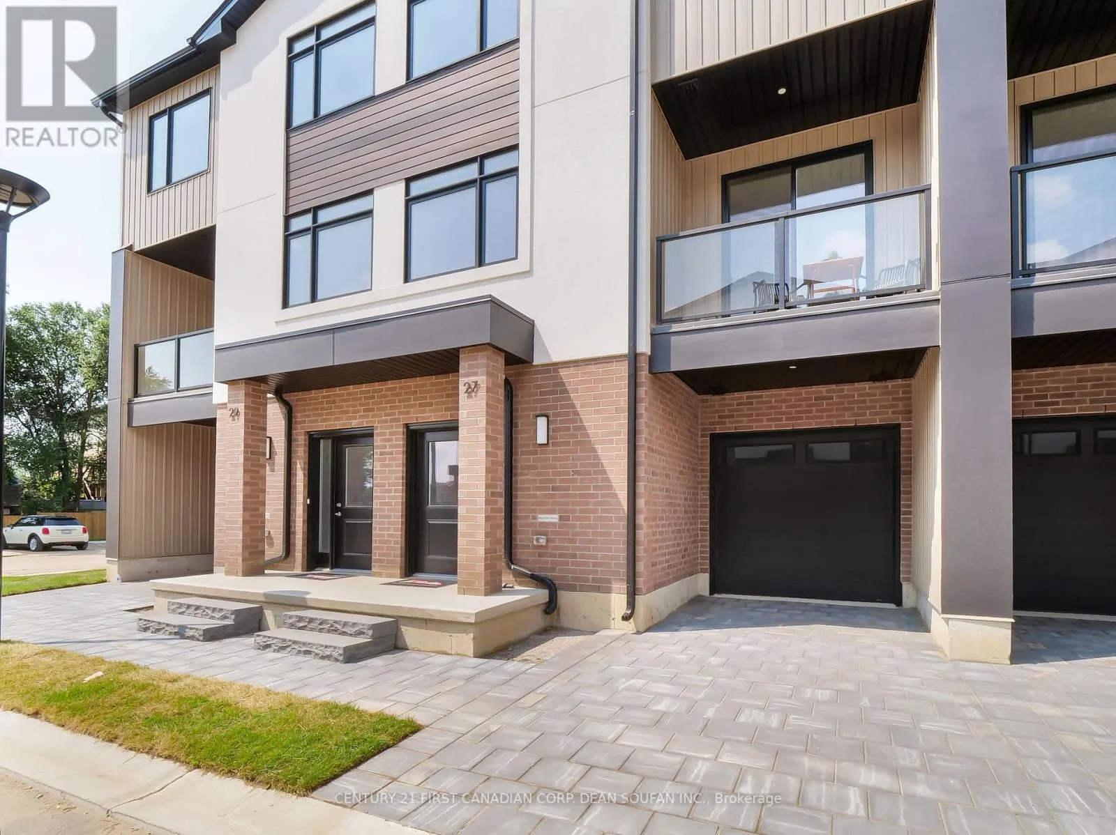 6 - 349 SOUTHDALE ROAD E, #6