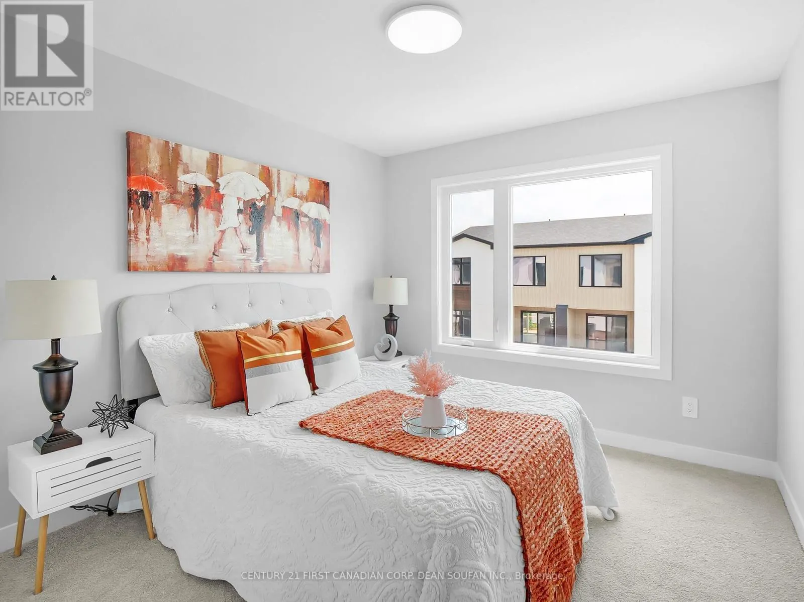 6 - 349 SOUTHDALE ROAD E, #6