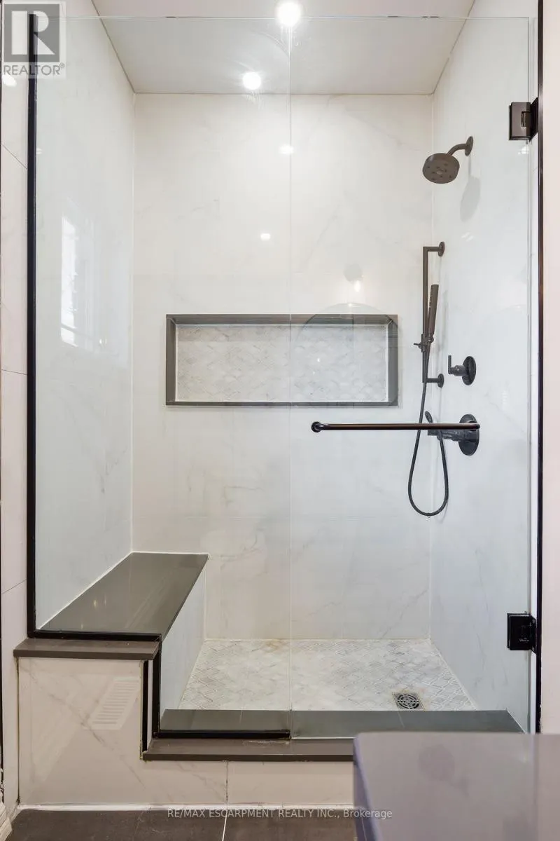 47 STOWBRIDGE CRESCENT