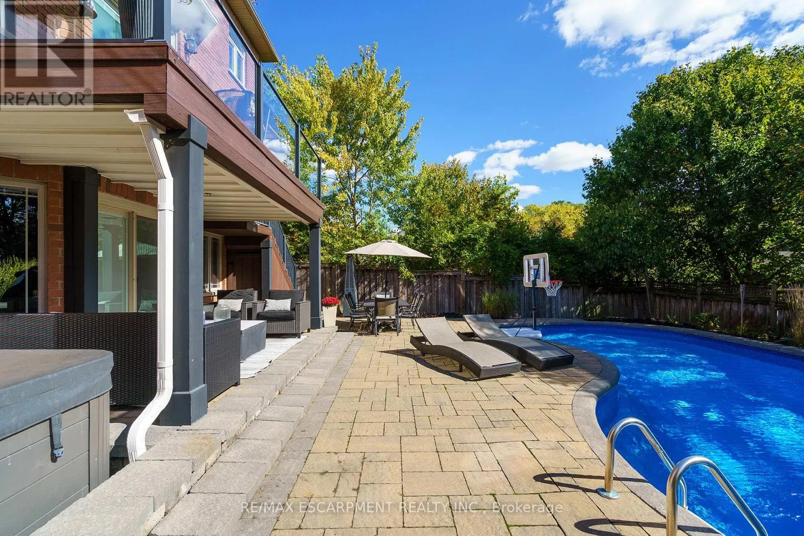 47 STOWBRIDGE CRESCENT