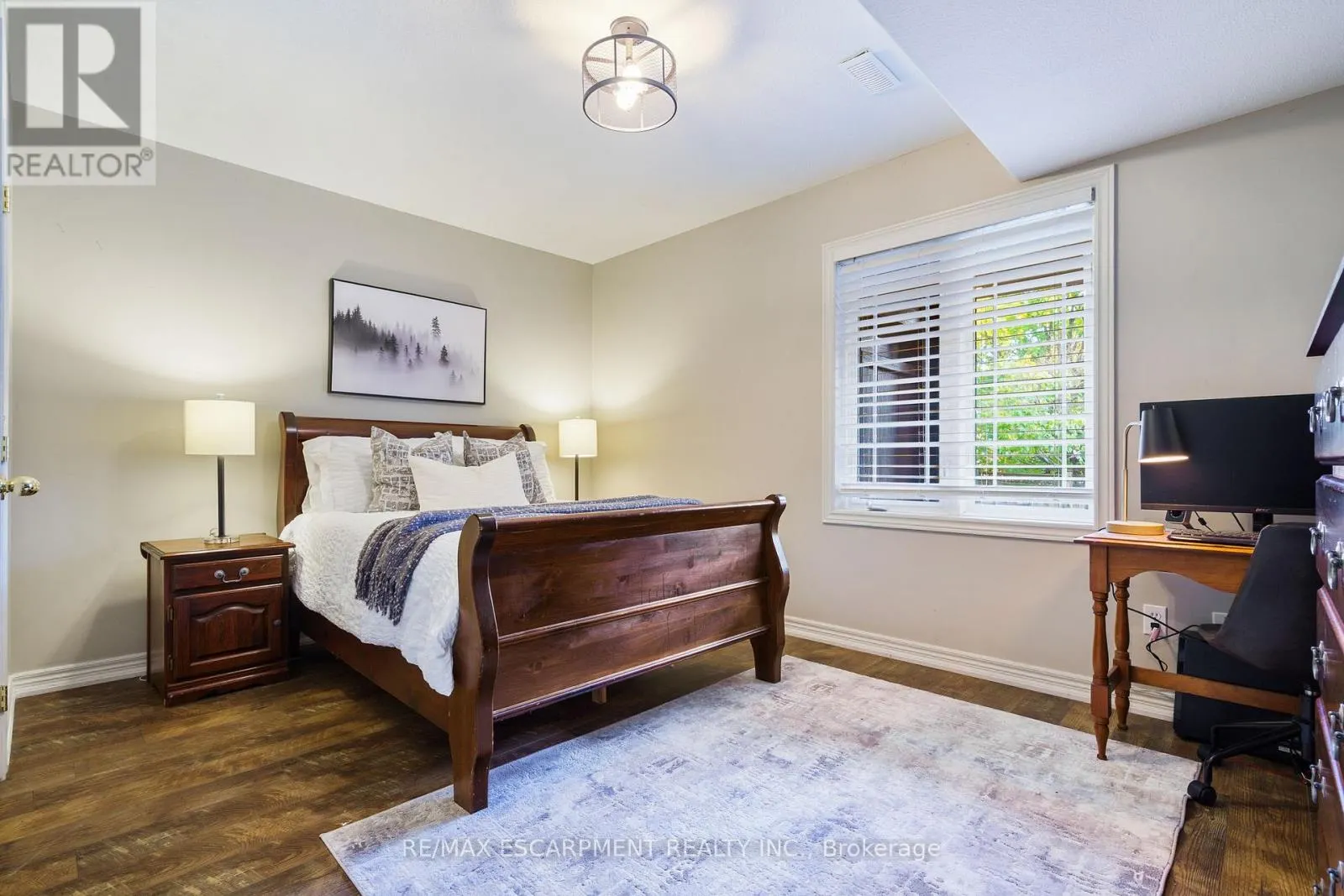 47 STOWBRIDGE CRESCENT