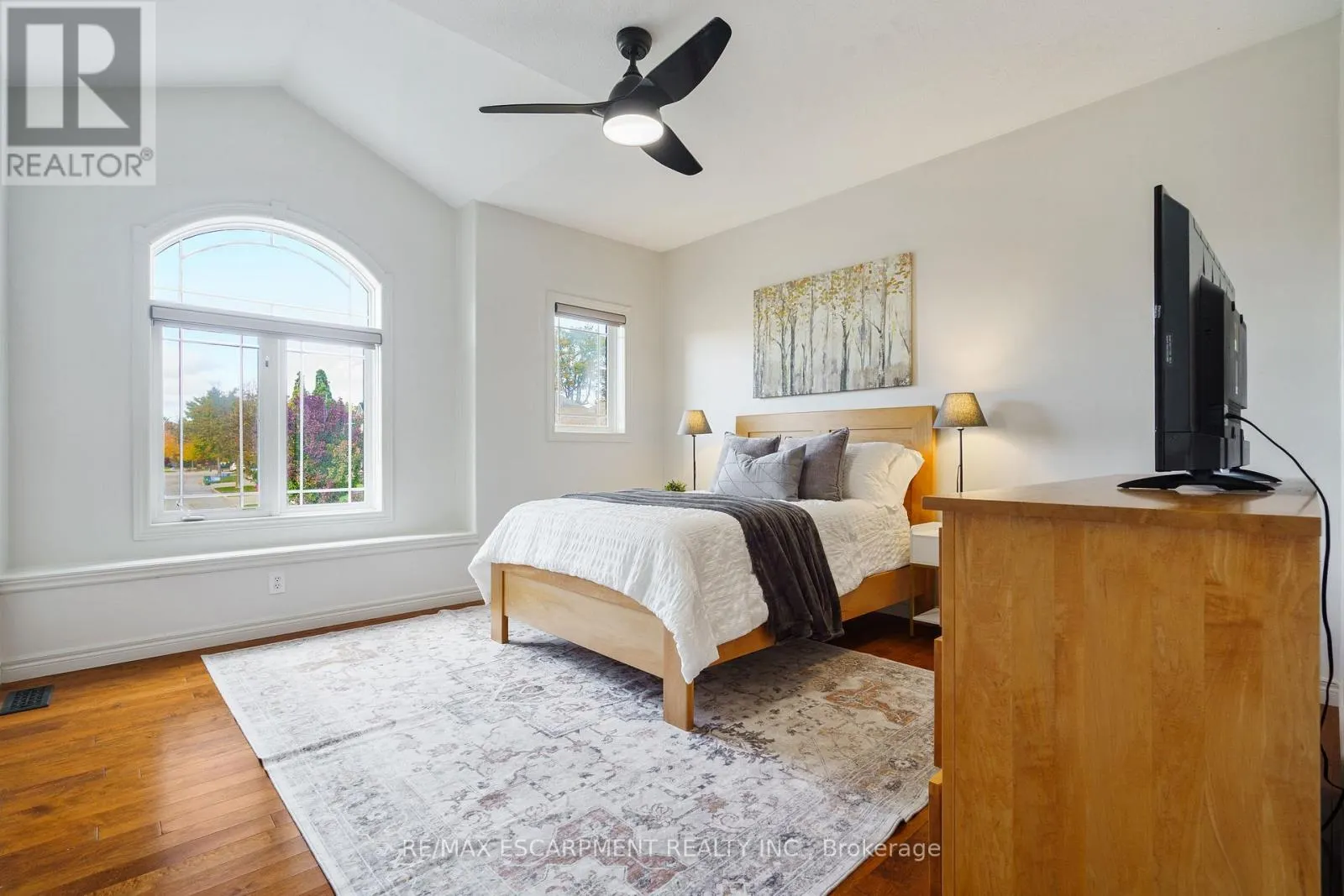 47 STOWBRIDGE CRESCENT