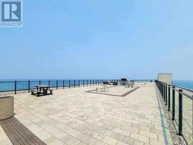 618 - 101 SHOREVIEW PLACE