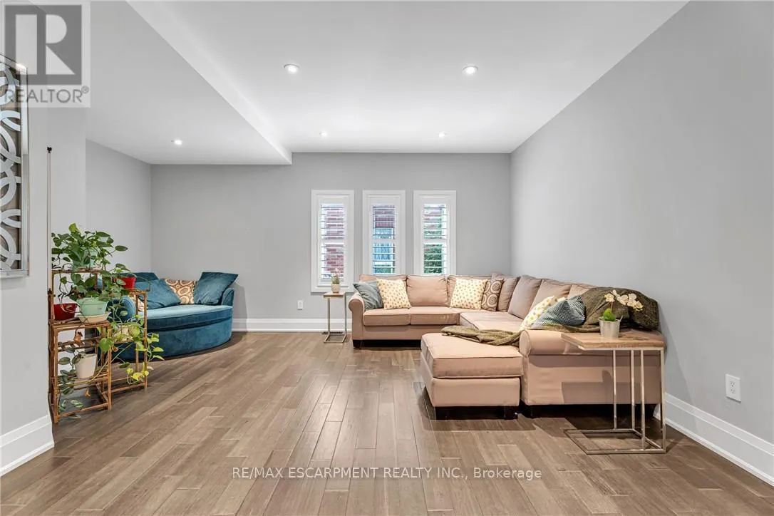 120 DAVIDSON BOULEVARD