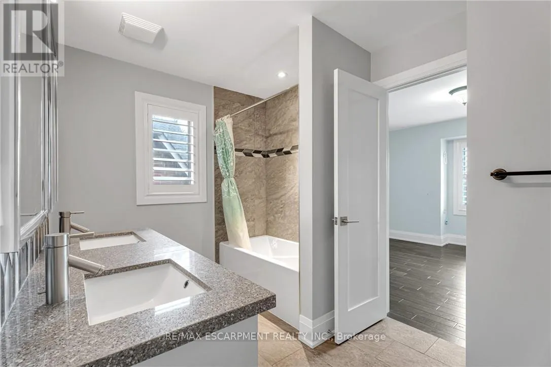 120 DAVIDSON BOULEVARD