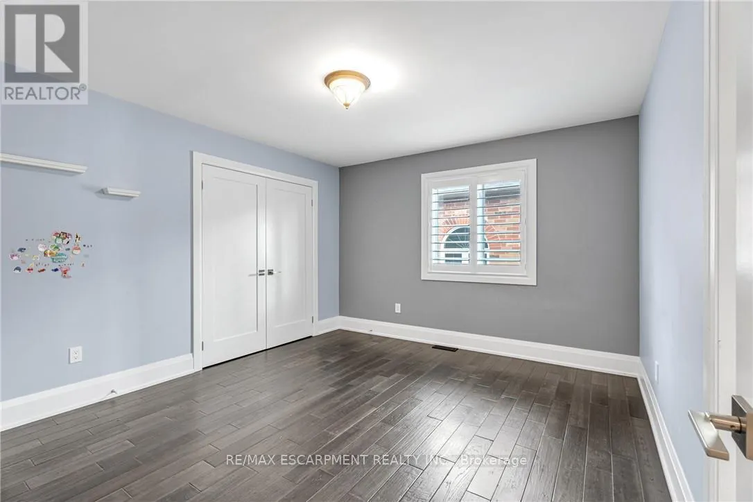 120 DAVIDSON BOULEVARD