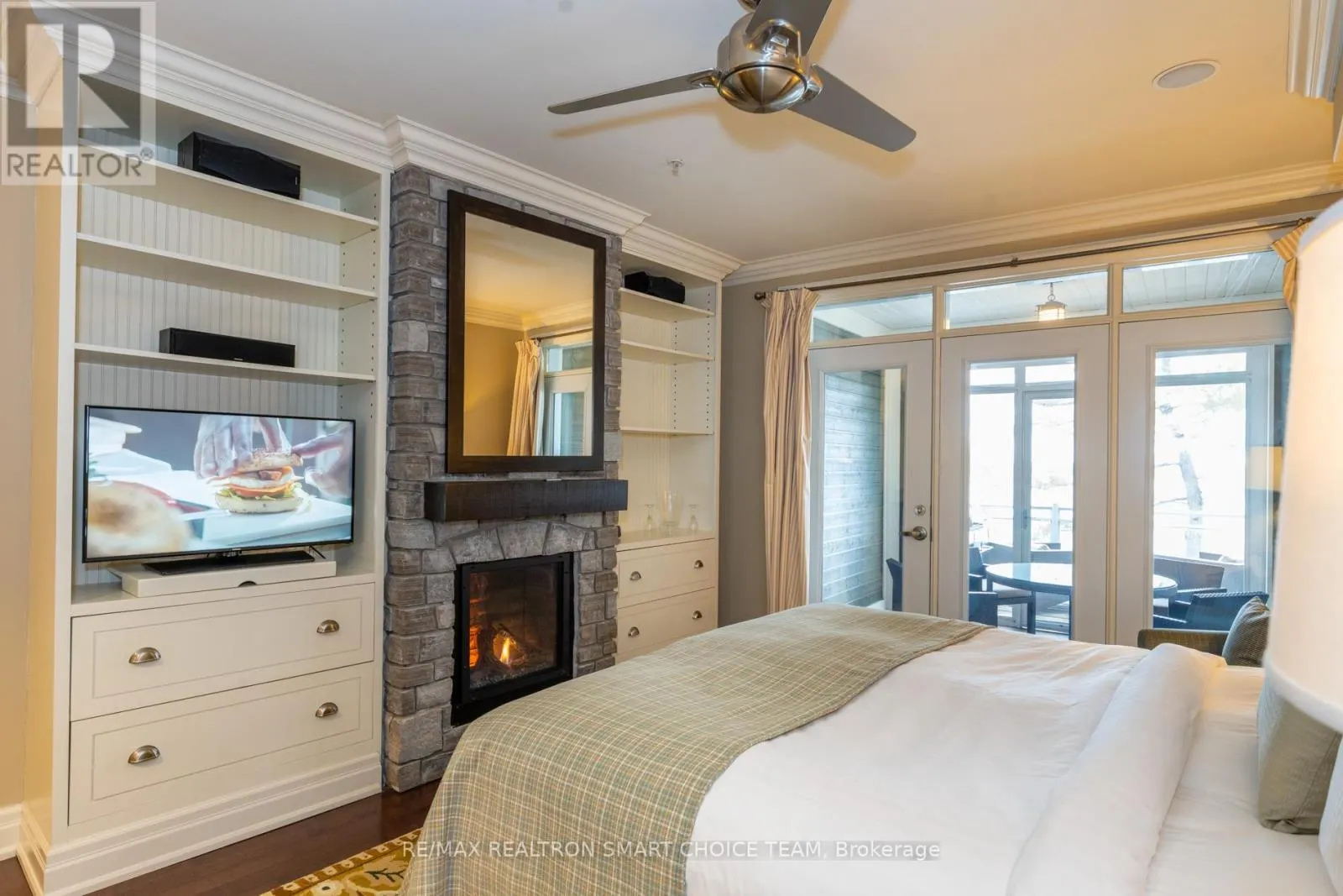 L204-A1&B1 - 1869 MUSKOKA 118 ROAD W