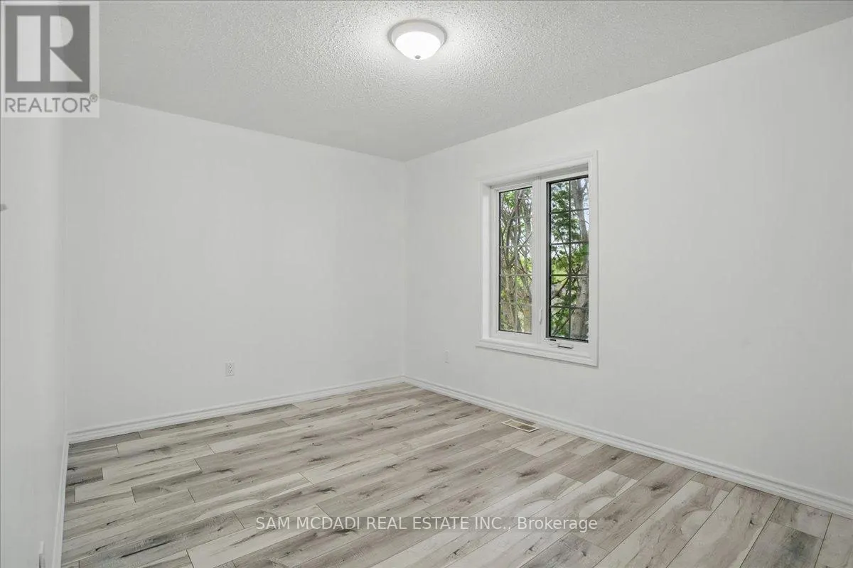 20 - 6 VALLEY RIDGE LANE