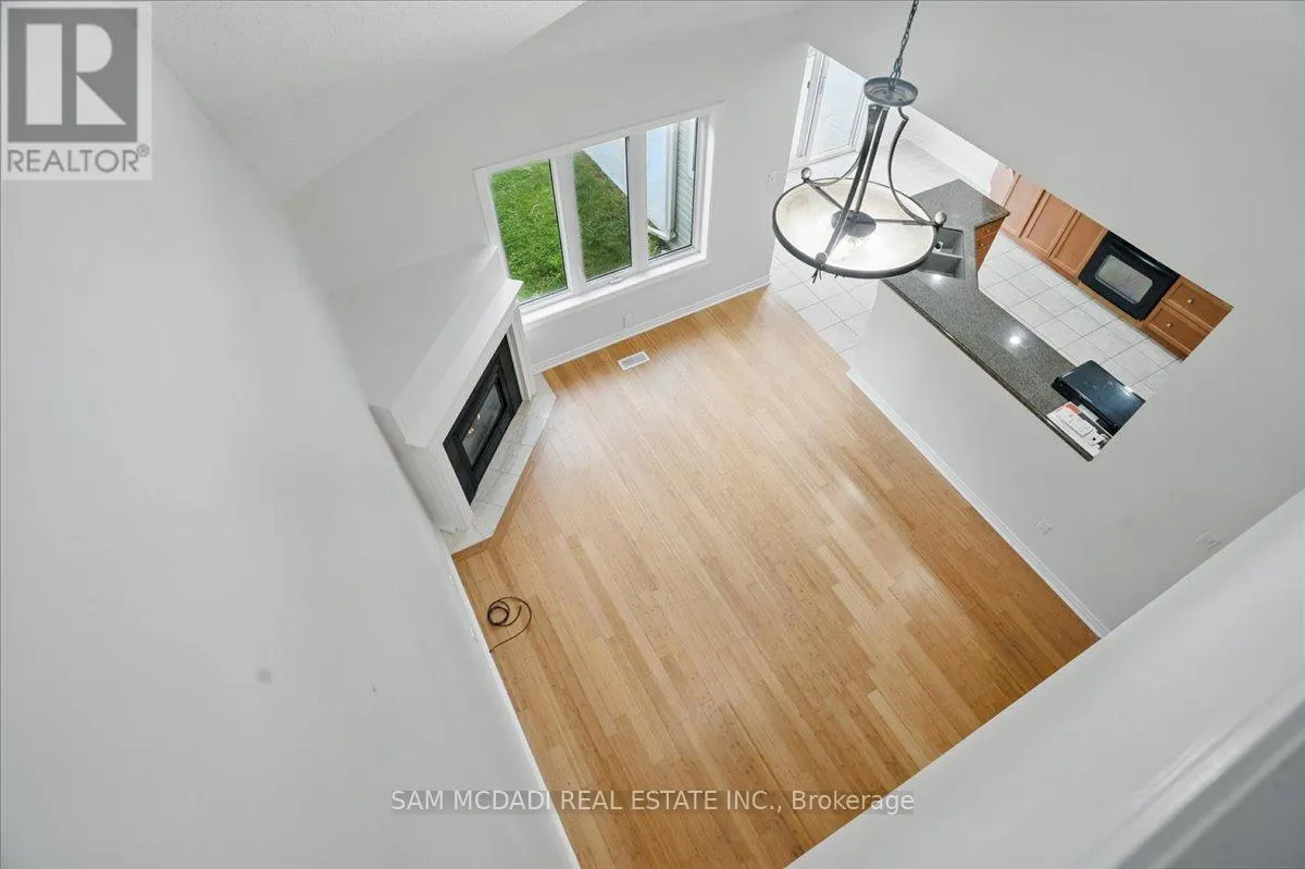 20 - 6 VALLEY RIDGE LANE