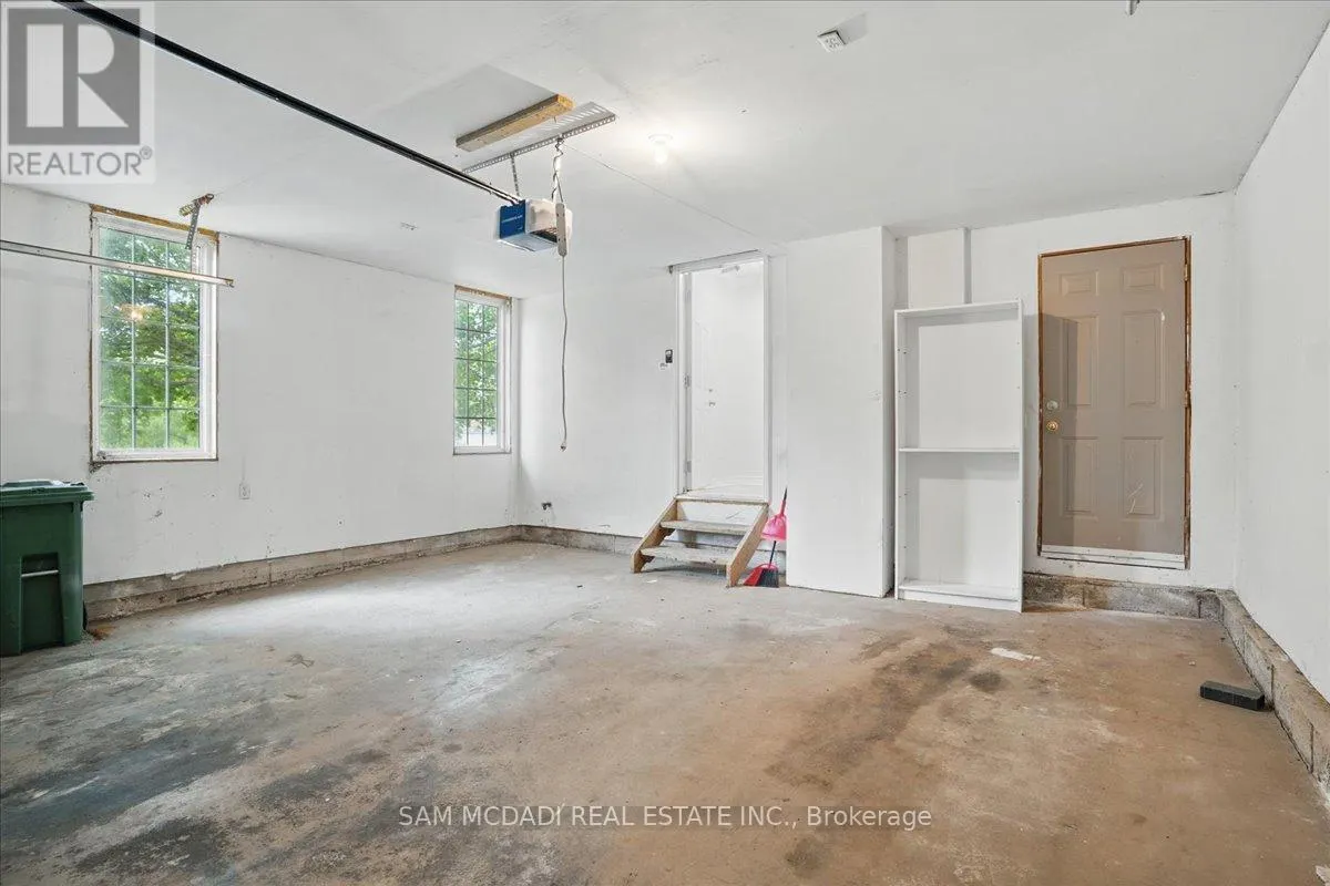 20 - 6 VALLEY RIDGE LANE