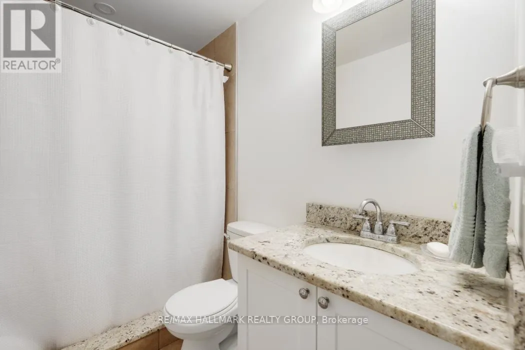 2534 SOUTHVALE CRESCENT