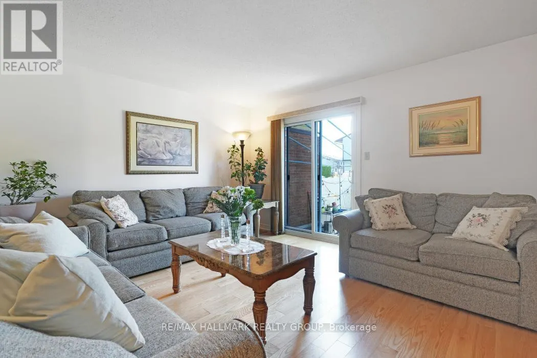 2534 SOUTHVALE CRESCENT