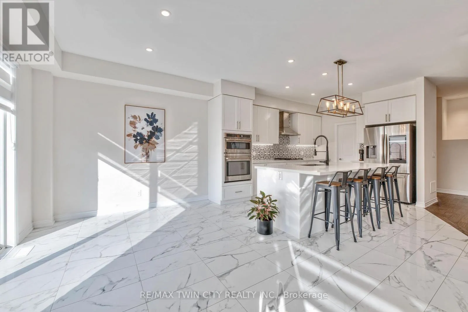 110 HALDIMAND STREET