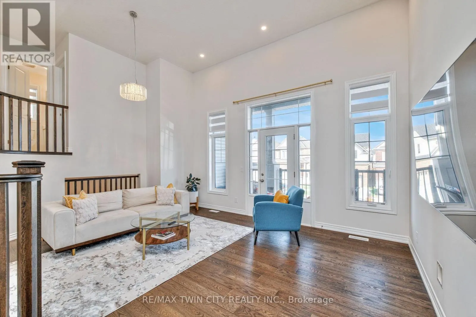 110 HALDIMAND STREET