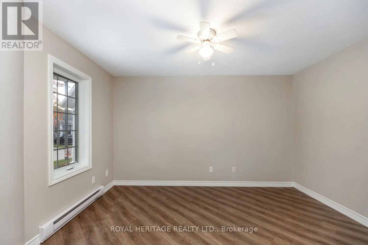 501 - 325 DENSMORE ROAD W, #501