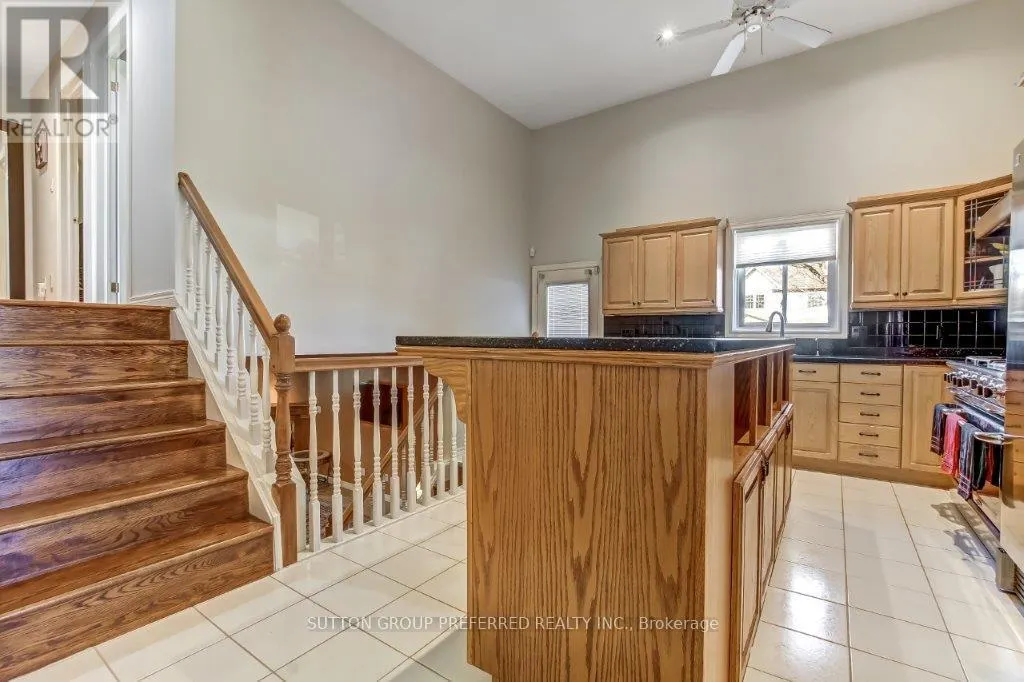 296 BOURNEMOUTH DRIVE