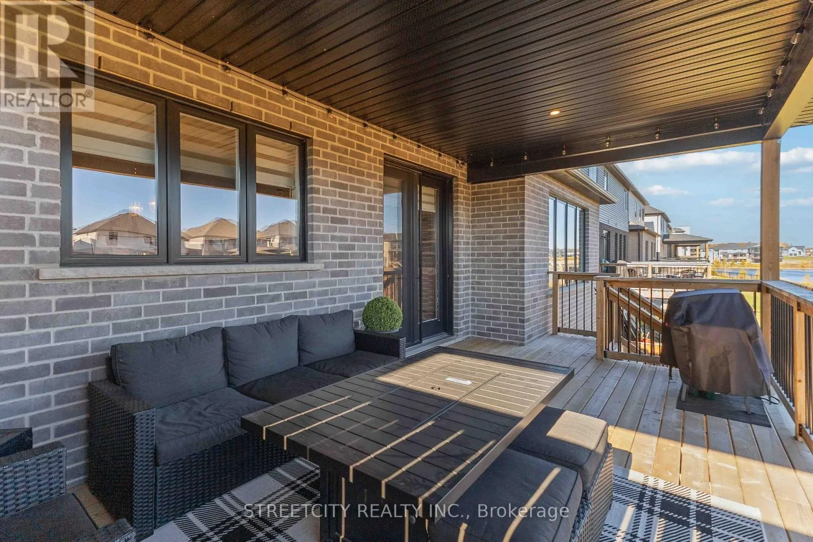 1391 MEDWAY PARK DRIVE