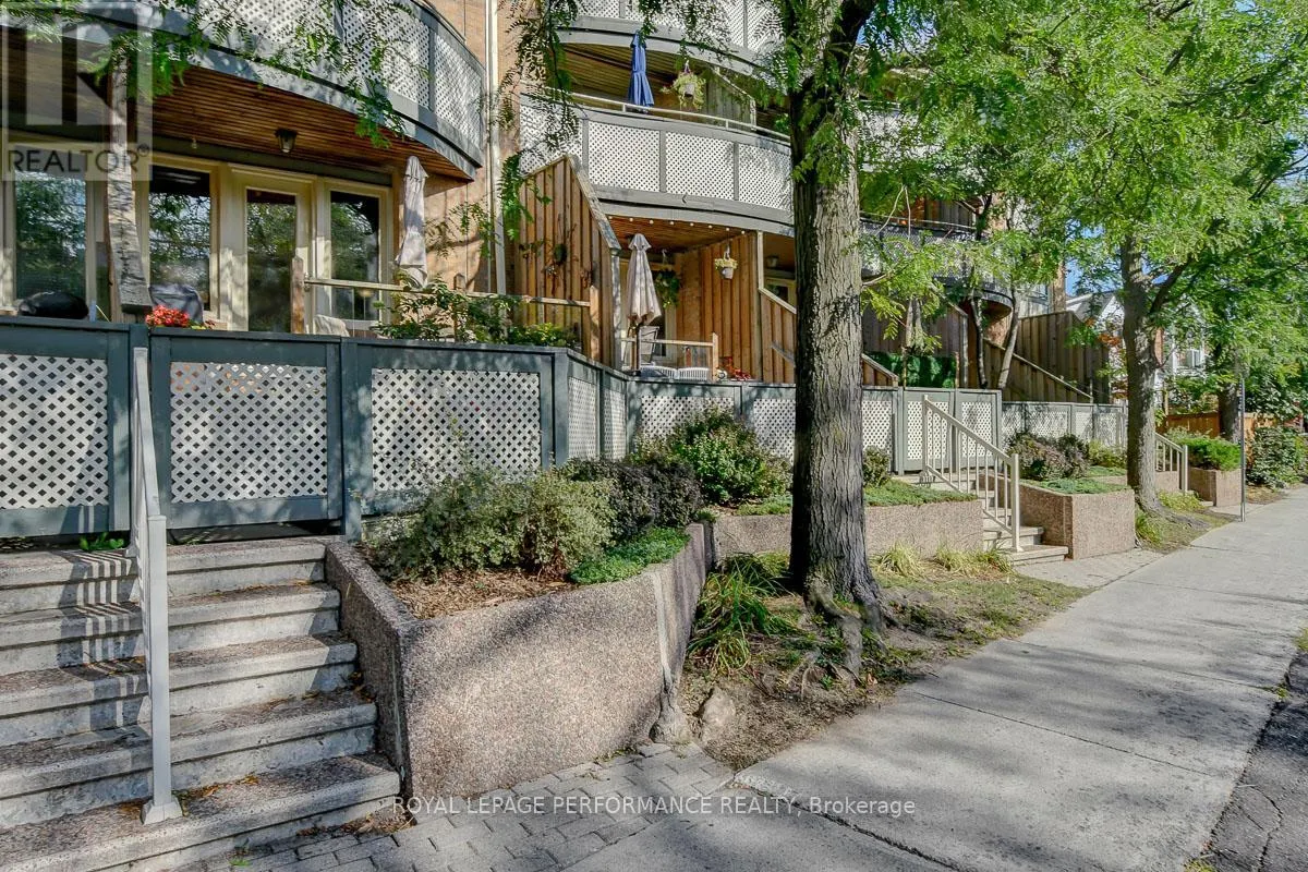 3 - 2 COLUMBUS AVENUE