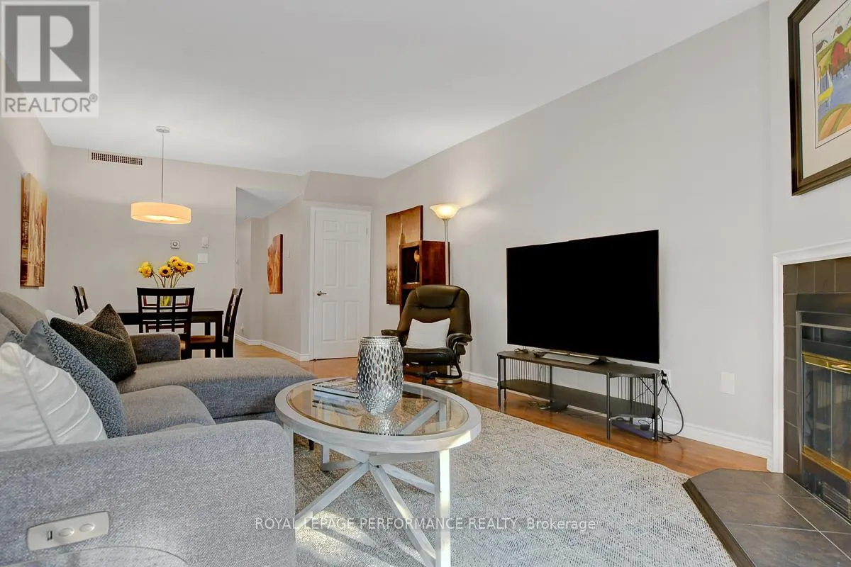 3 - 2 COLUMBUS AVENUE