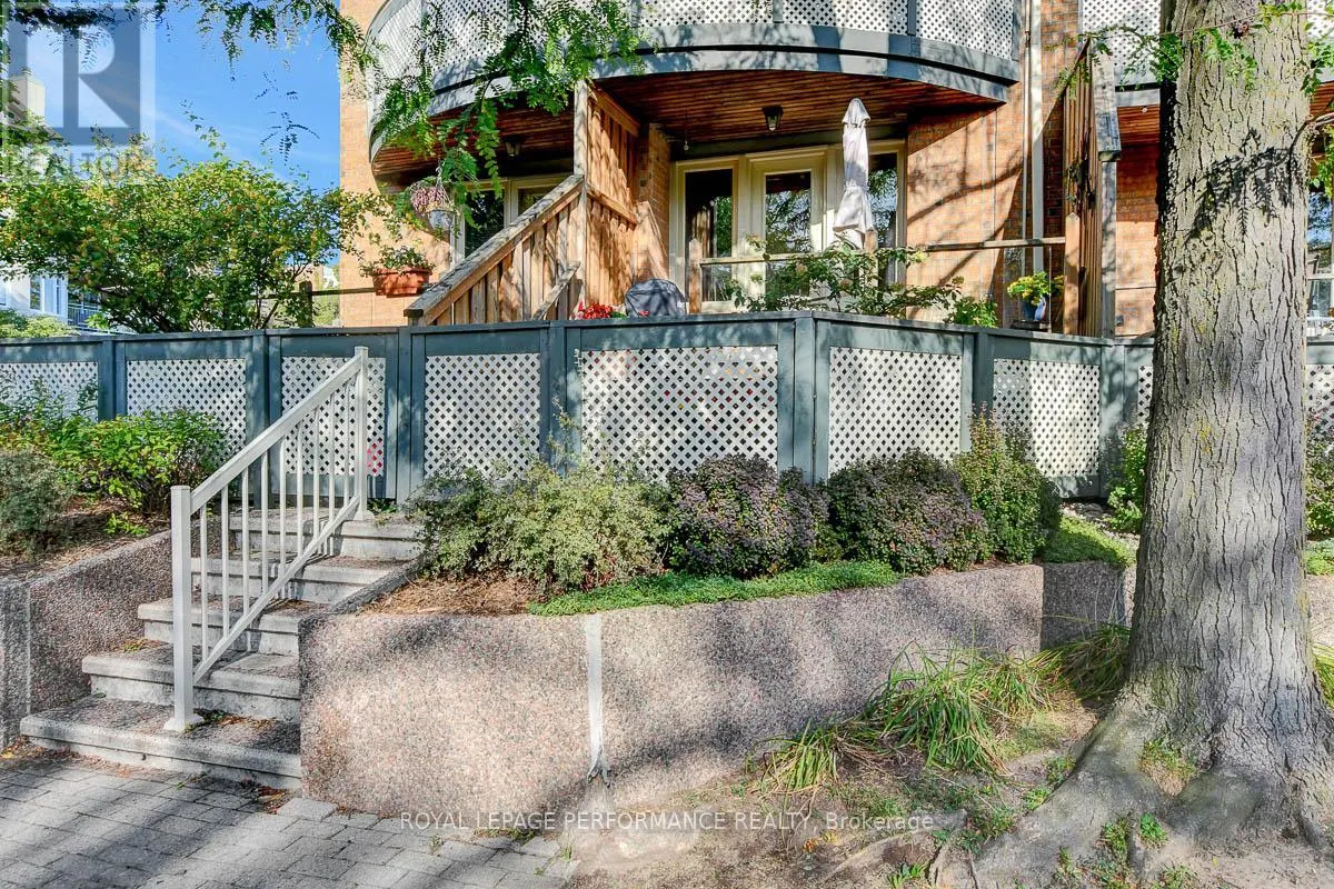 3 - 2 COLUMBUS AVENUE