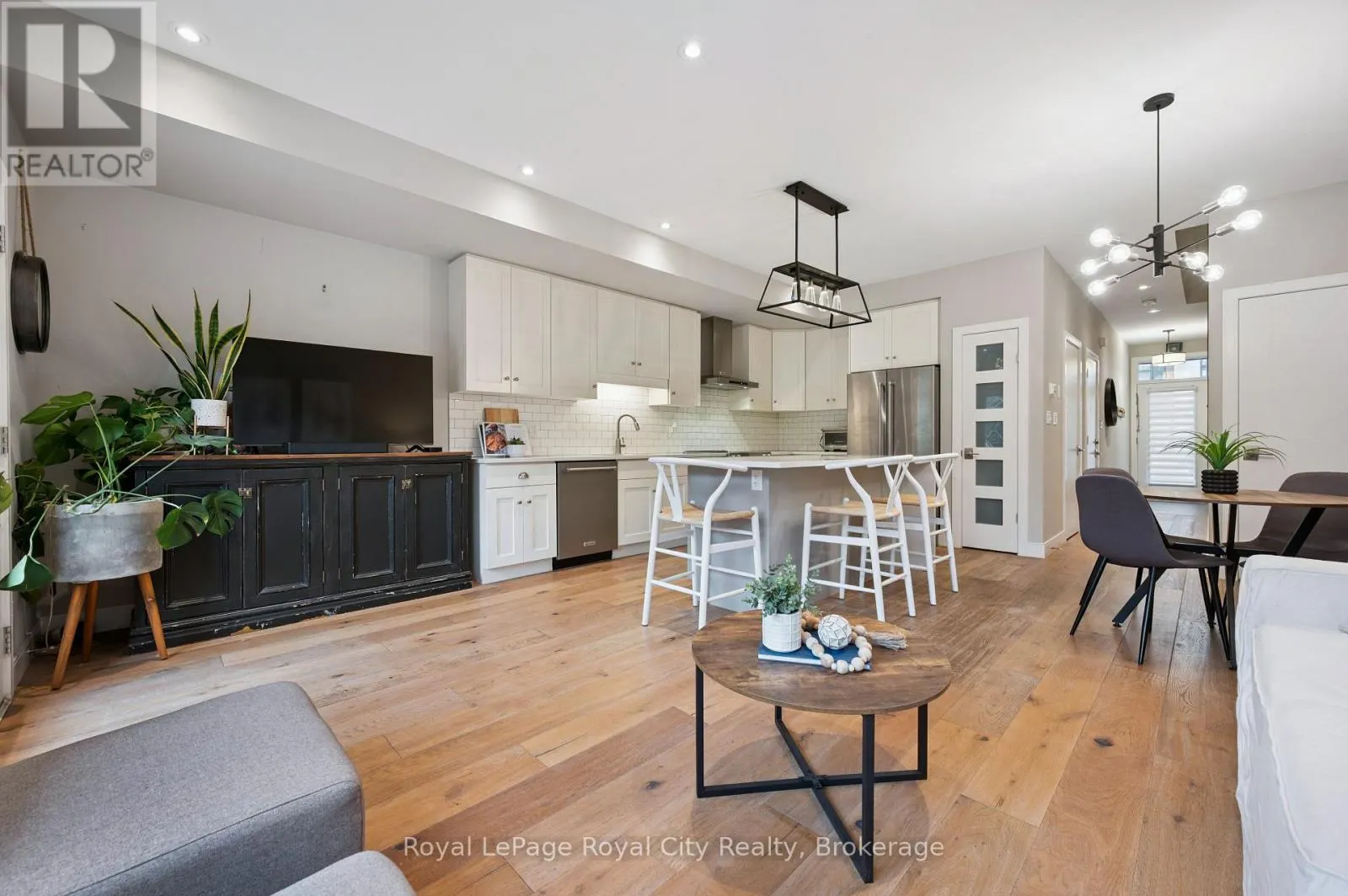 83 - 60 ARKELL ROAD, #83