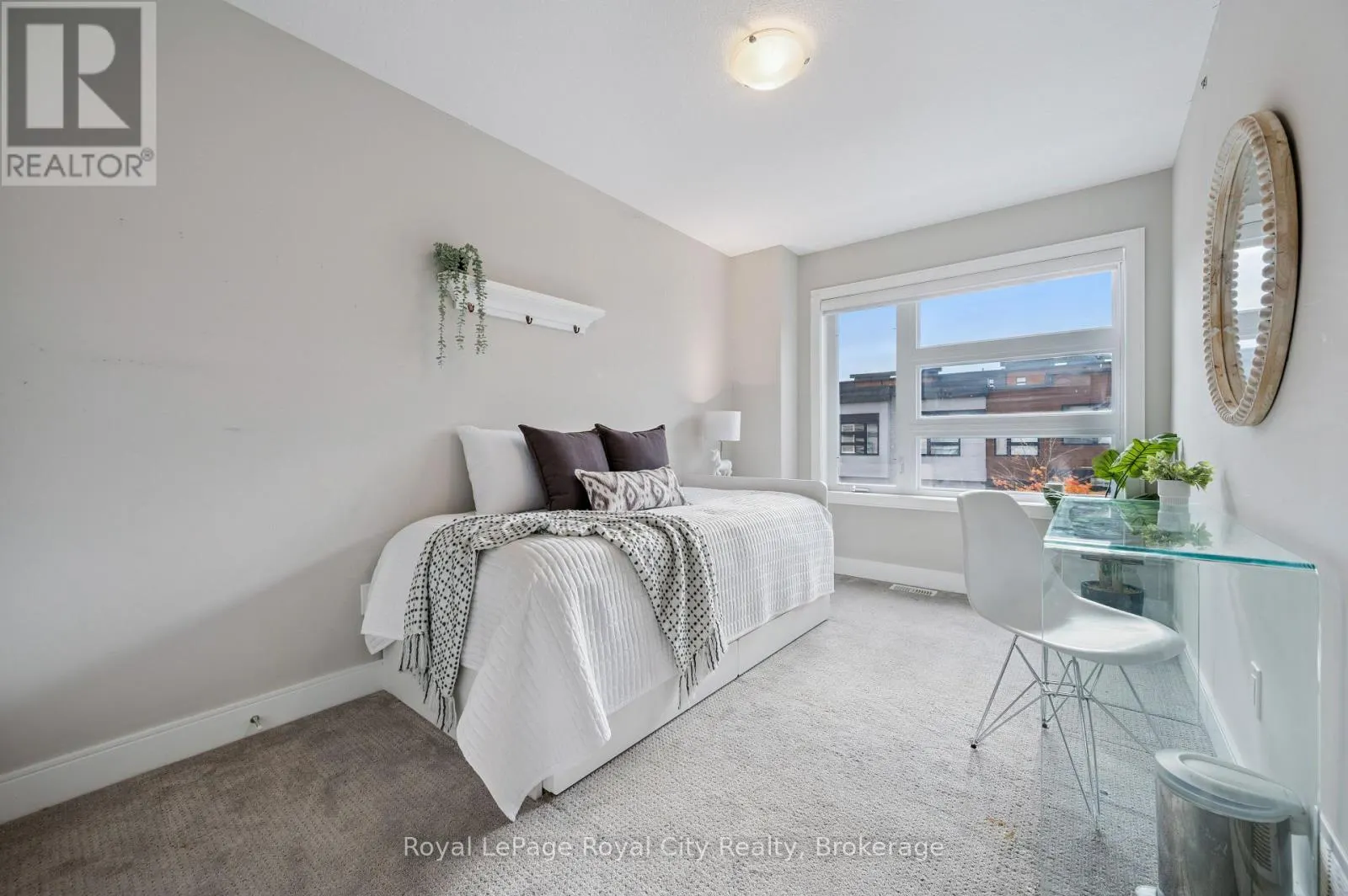 83 - 60 ARKELL ROAD, #83