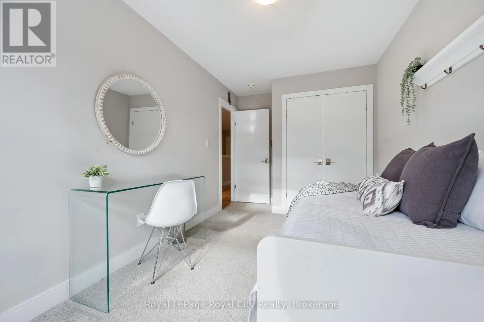 83 - 60 ARKELL ROAD, #83