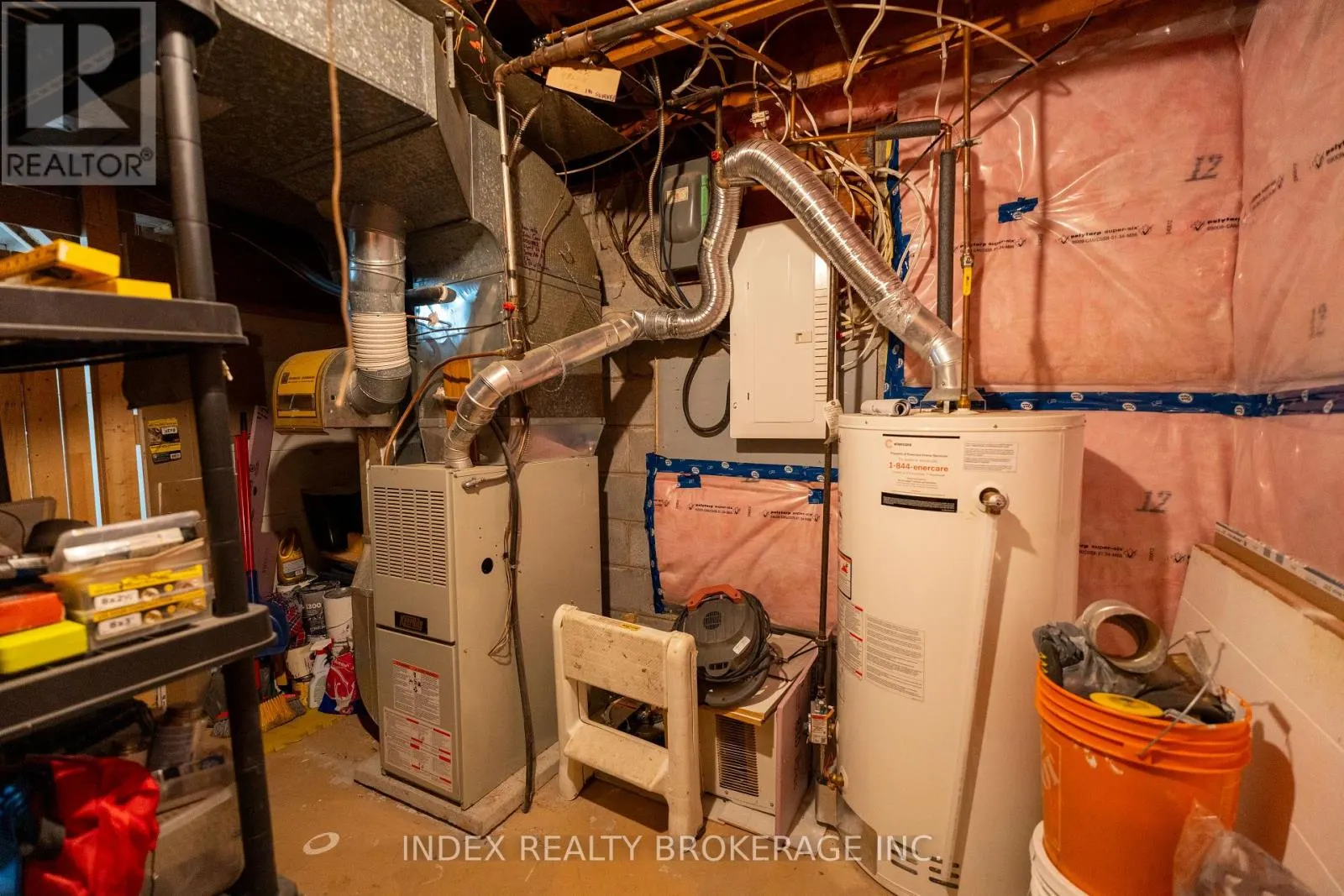 3664 ARLINGTON AVENUE