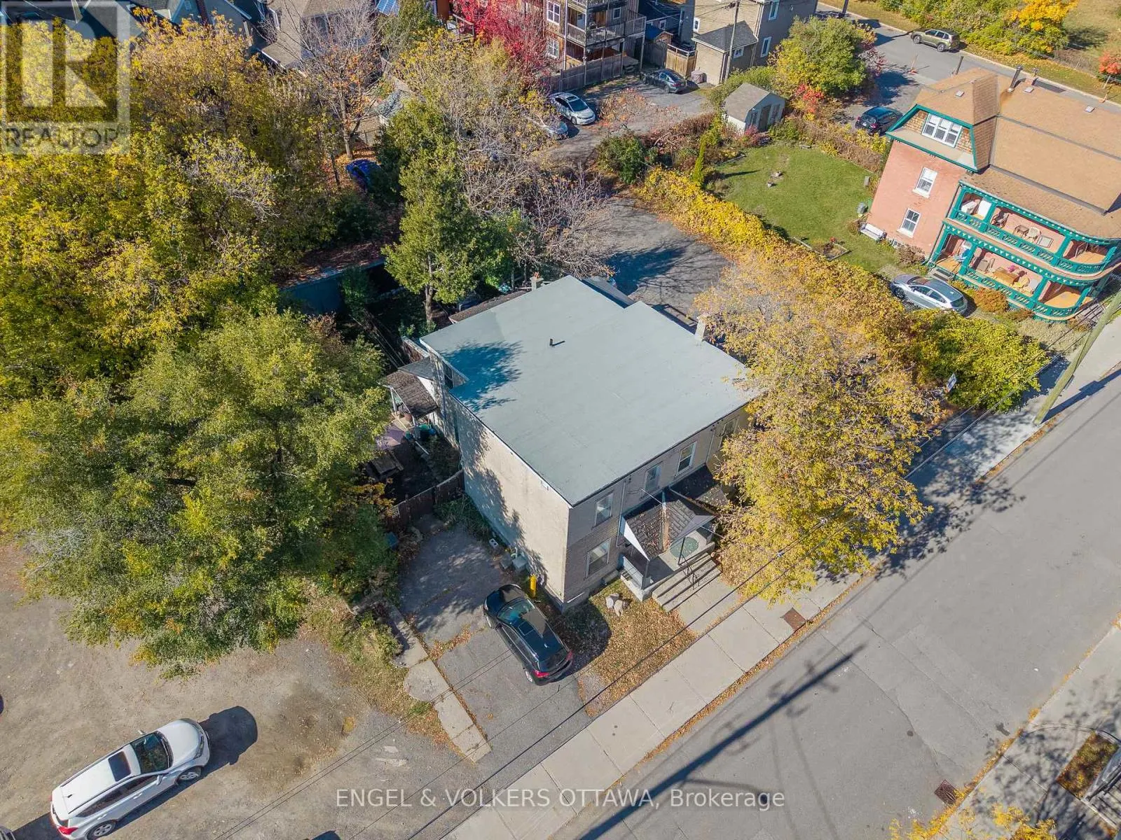 56-58 CARRUTHERS AVENUE