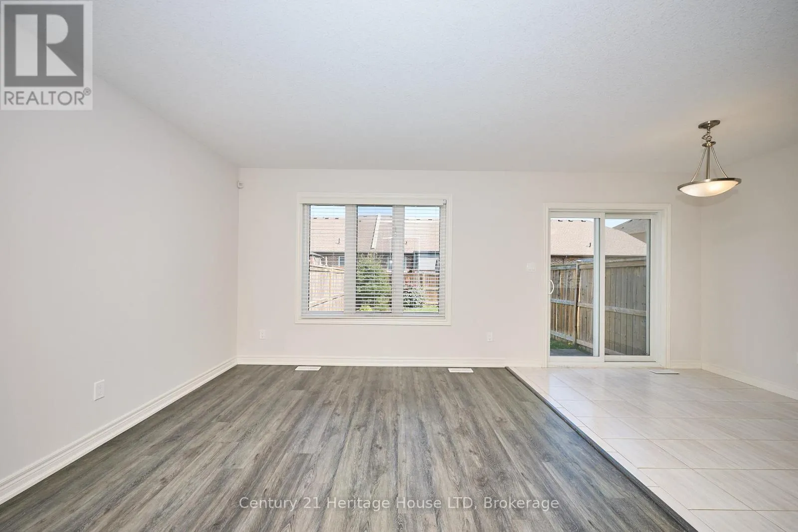 289 SILVERWOOD AVENUE