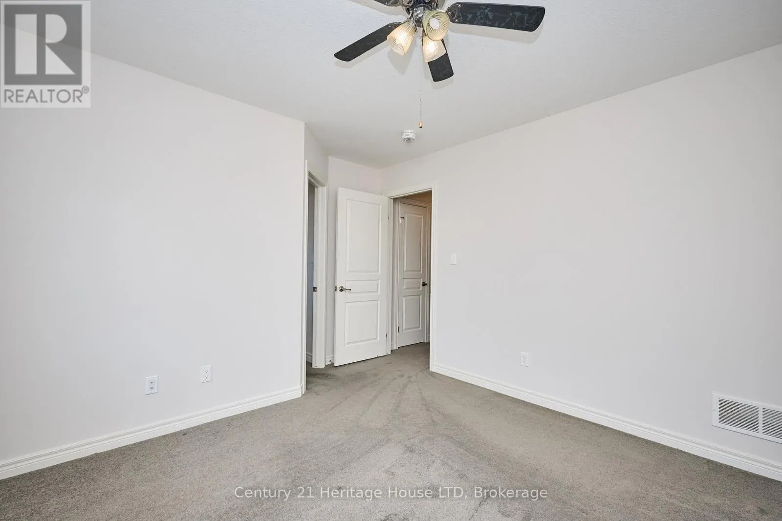 289 SILVERWOOD AVENUE