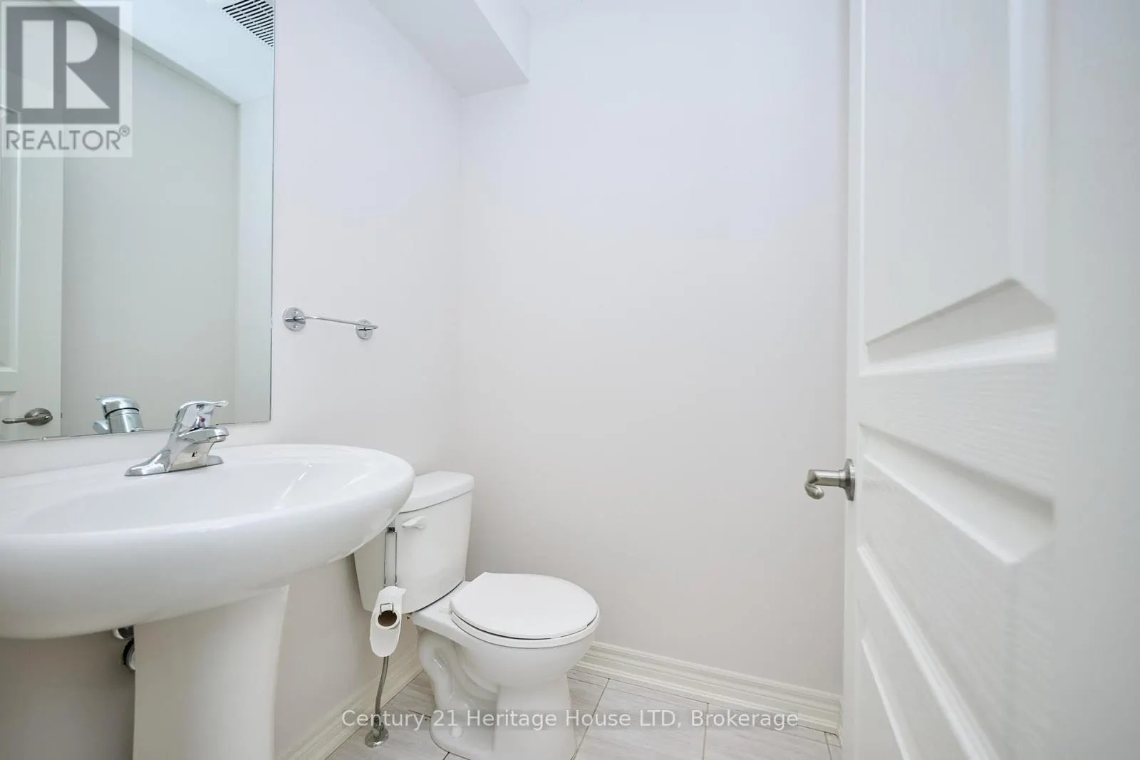 289 SILVERWOOD AVENUE