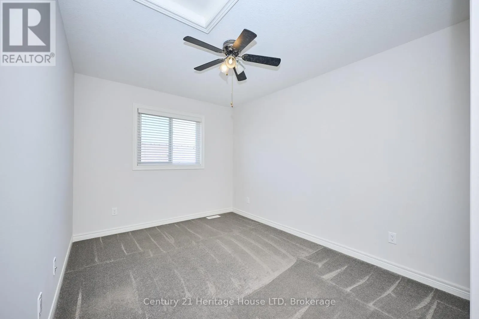 289 SILVERWOOD AVENUE