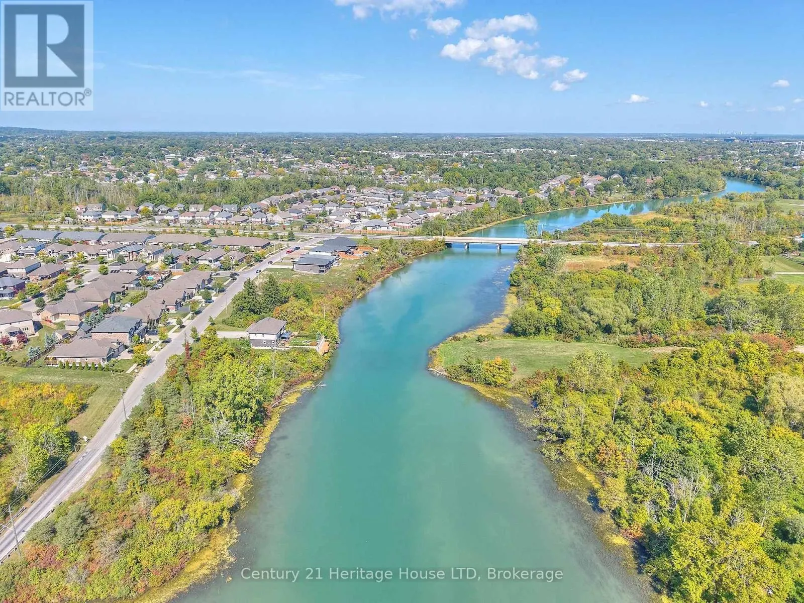 289 SILVERWOOD AVENUE