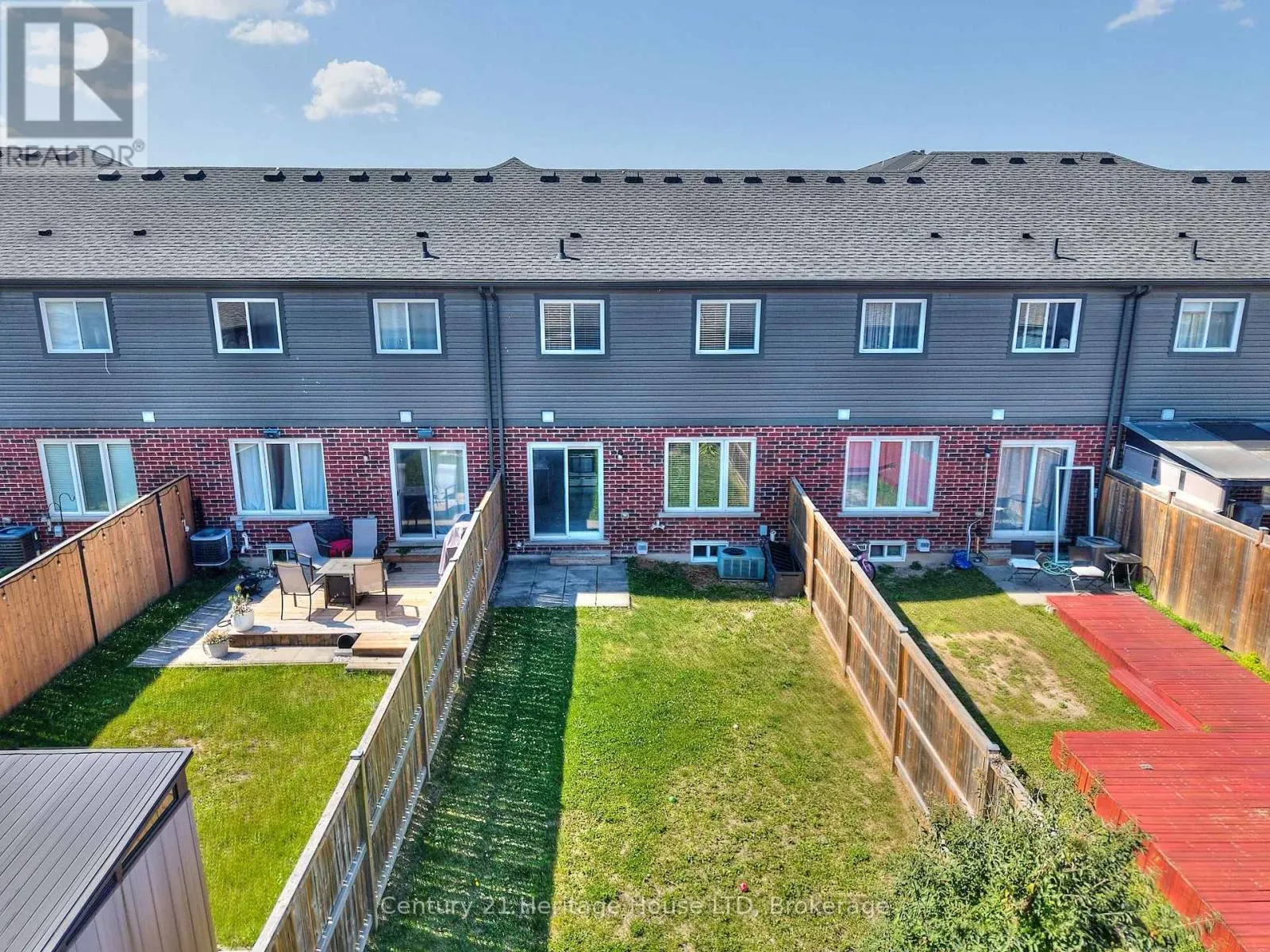 289 SILVERWOOD AVENUE