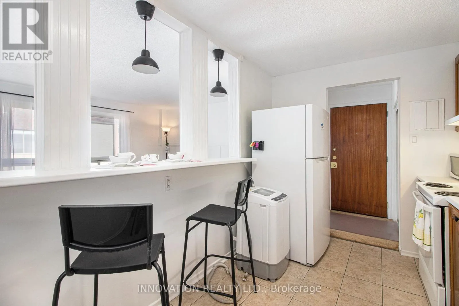 14 - 47 SUMAC STREET N